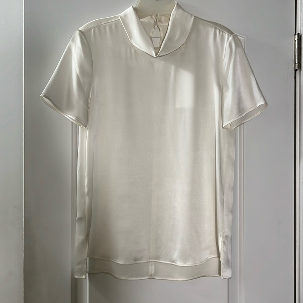 Hugo Boss Silk Tee shirt size 2 NWT